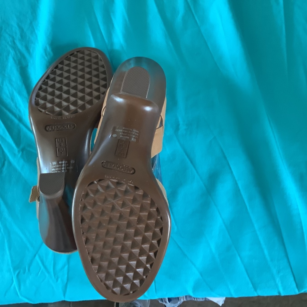 Aerosoles Leather Dress Sandals - Picture 4 of 6